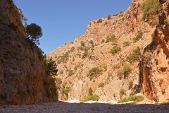 At the gorge of Aradaina